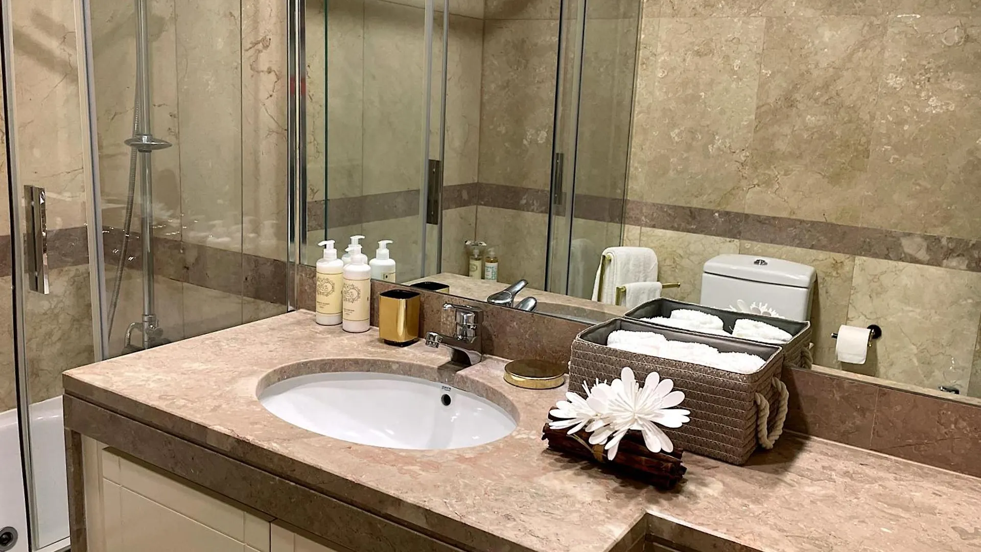 Prestige Lisbon Residence Luxury Apartment Portugal